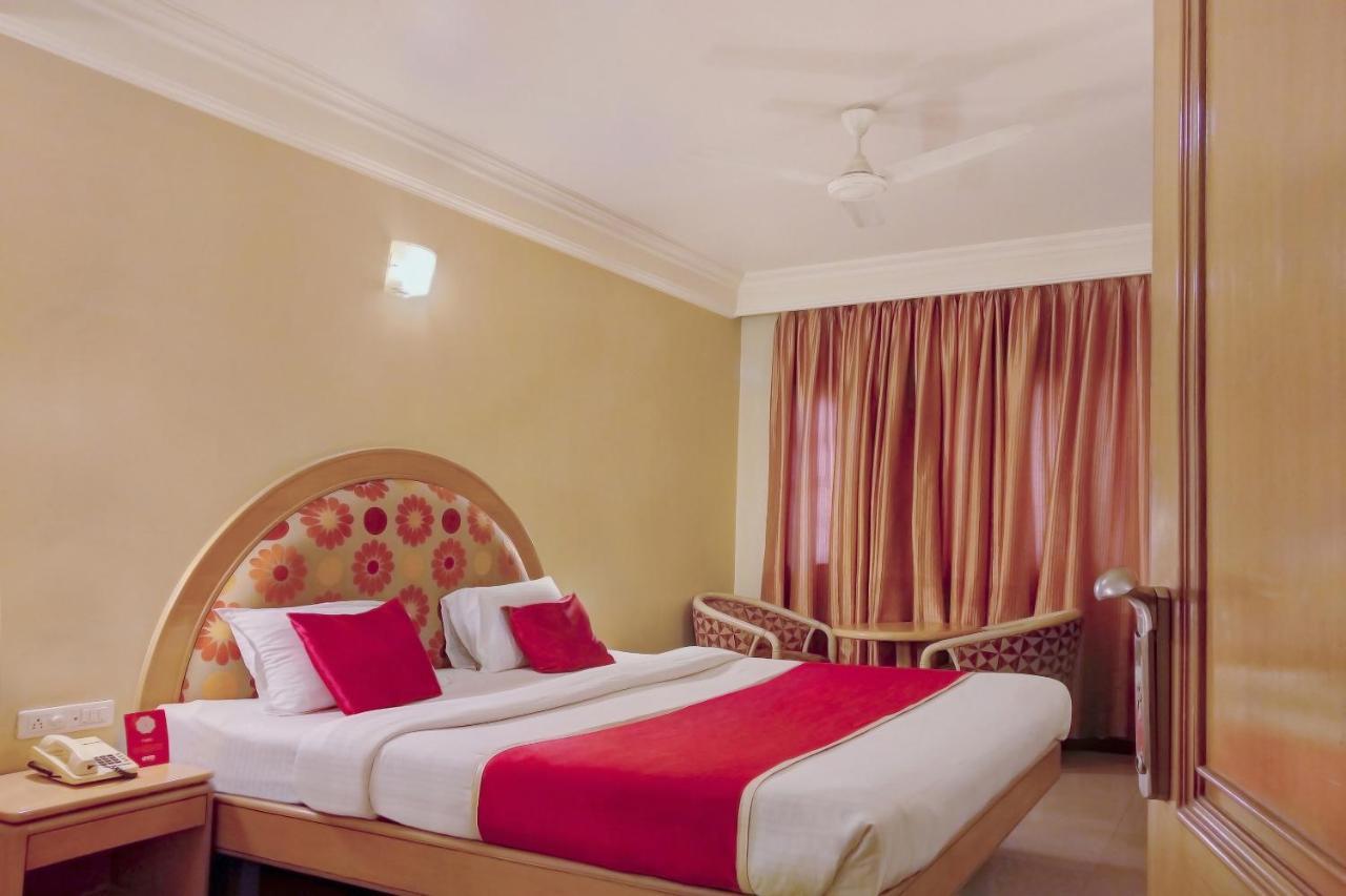 העיר בנגלור Capital O 333 Hotel Crystal Homes מראה חיצוני תמונה