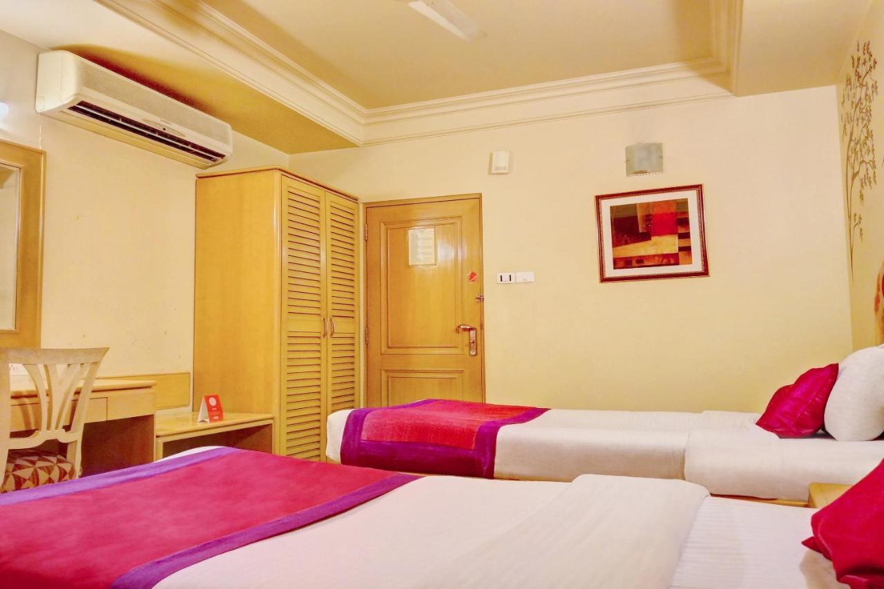 העיר בנגלור Capital O 333 Hotel Crystal Homes מראה חיצוני תמונה