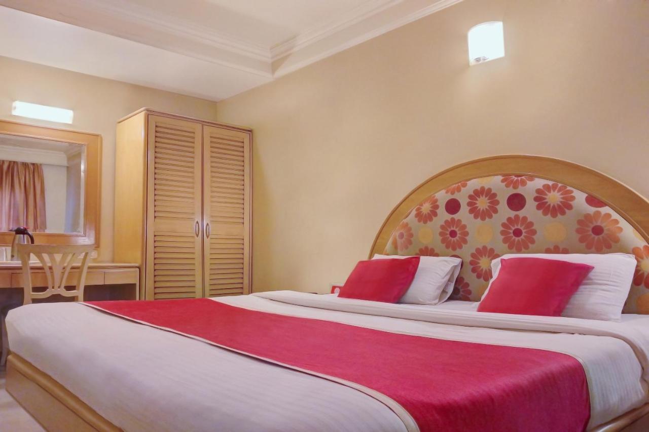 העיר בנגלור Capital O 333 Hotel Crystal Homes מראה חיצוני תמונה