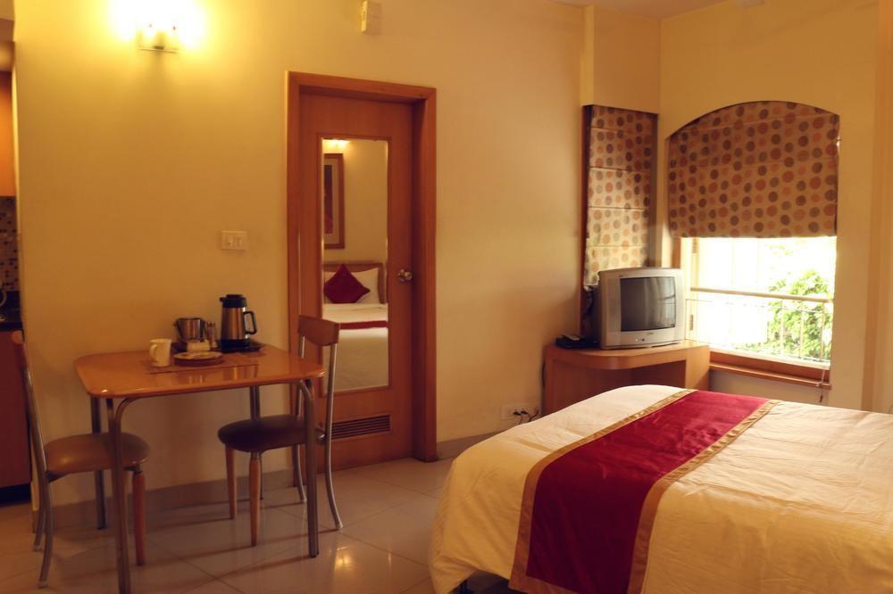 העיר בנגלור Capital O 333 Hotel Crystal Homes מראה חיצוני תמונה